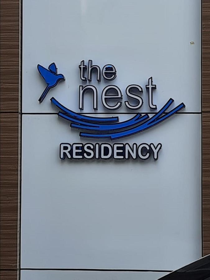 Hotel The Nest Residency Ahmedabad Exterior foto